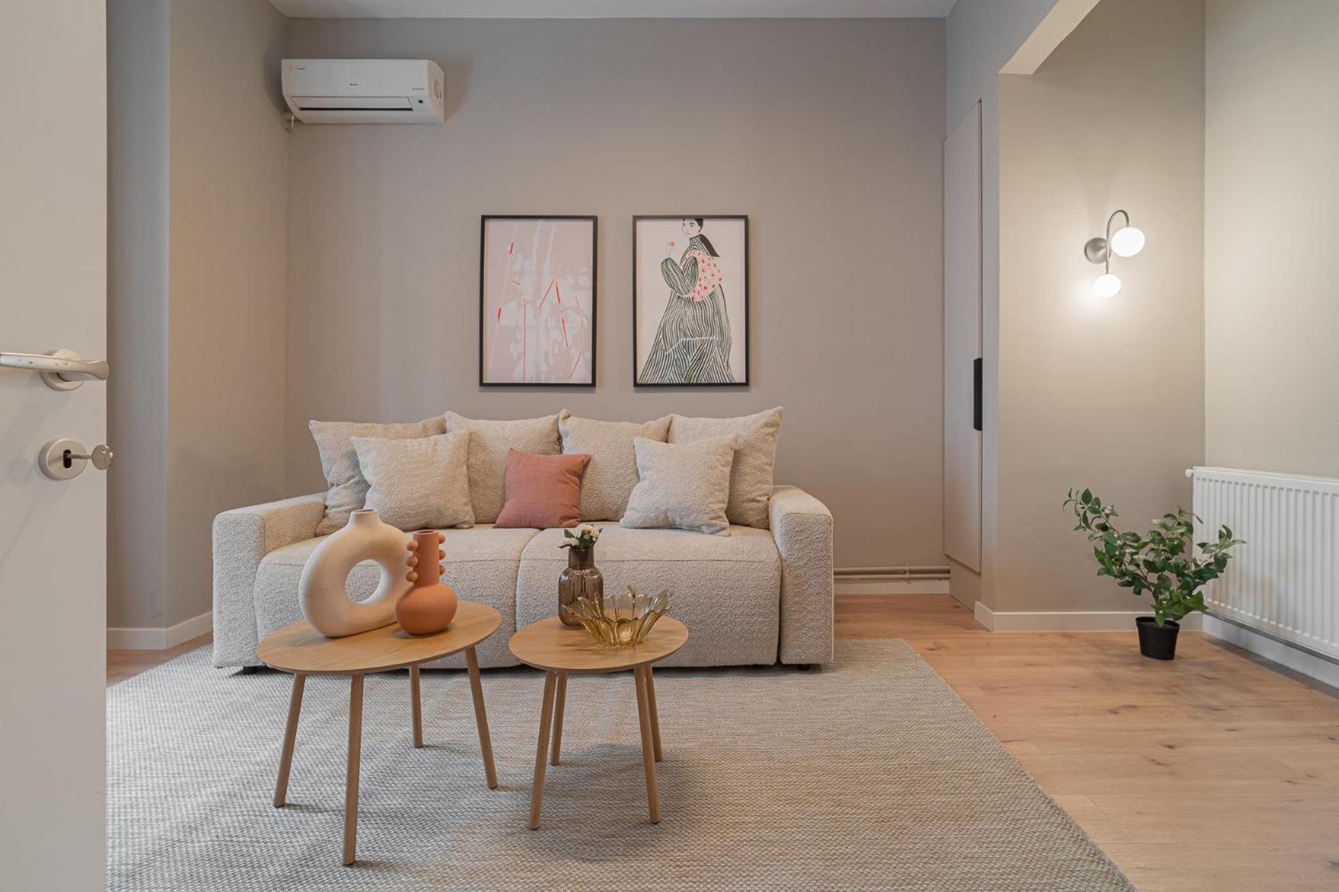 Loggia & Luxe 5Br Penthouse In Universitatii Area Bucarest Esterno foto