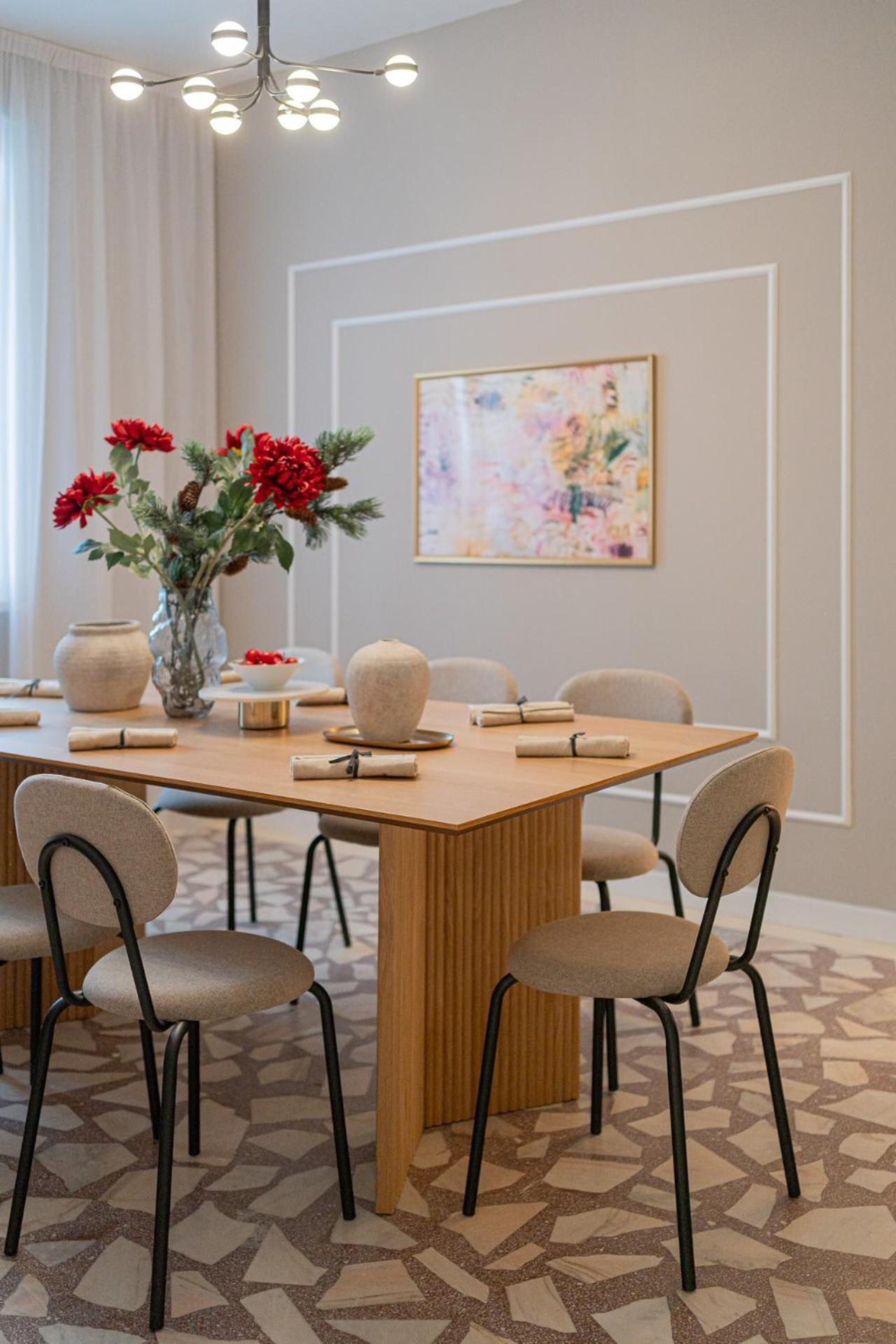 Loggia & Luxe 5Br Penthouse In Universitatii Area Bucarest Esterno foto