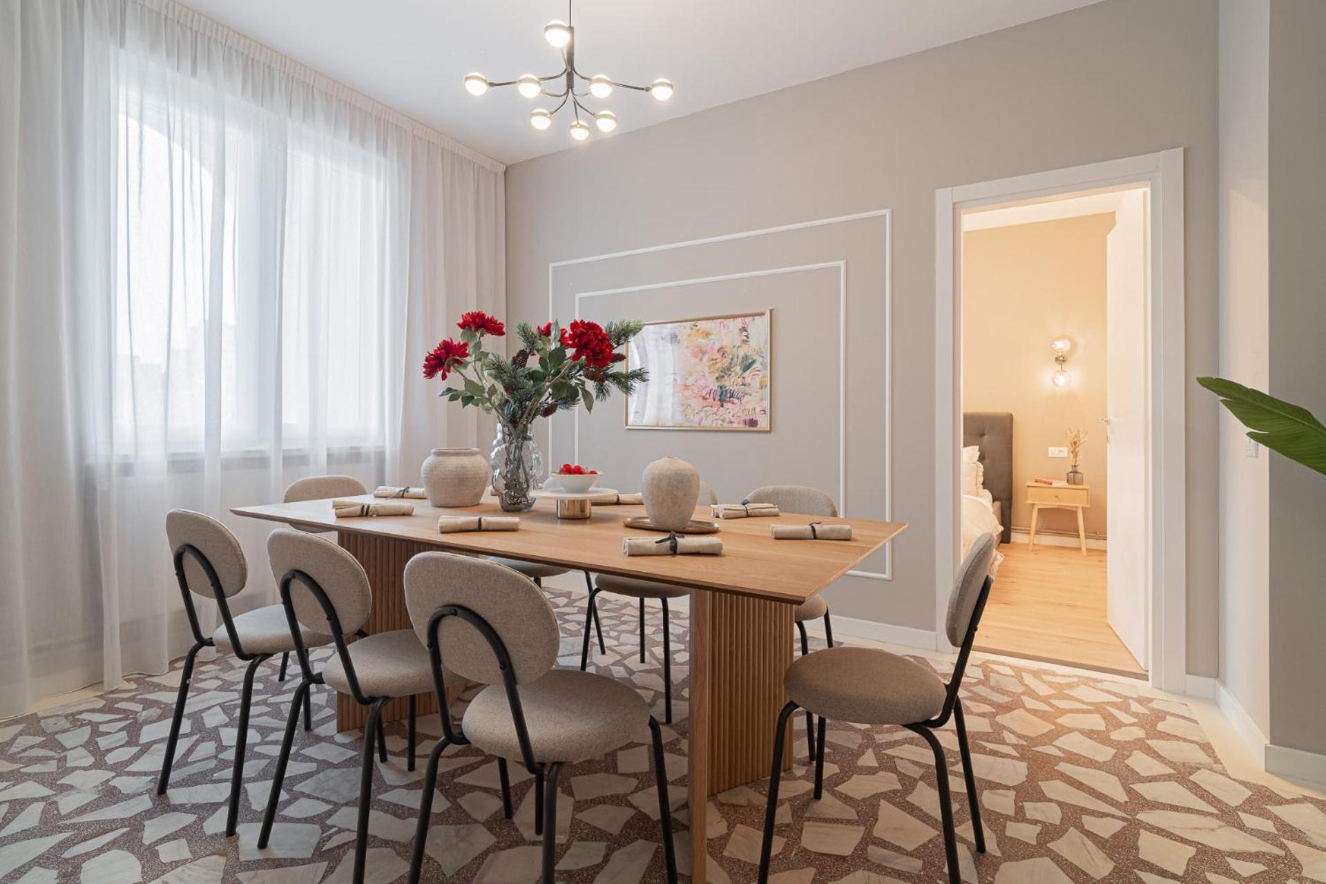 Loggia & Luxe 5Br Penthouse In Universitatii Area Bucarest Esterno foto